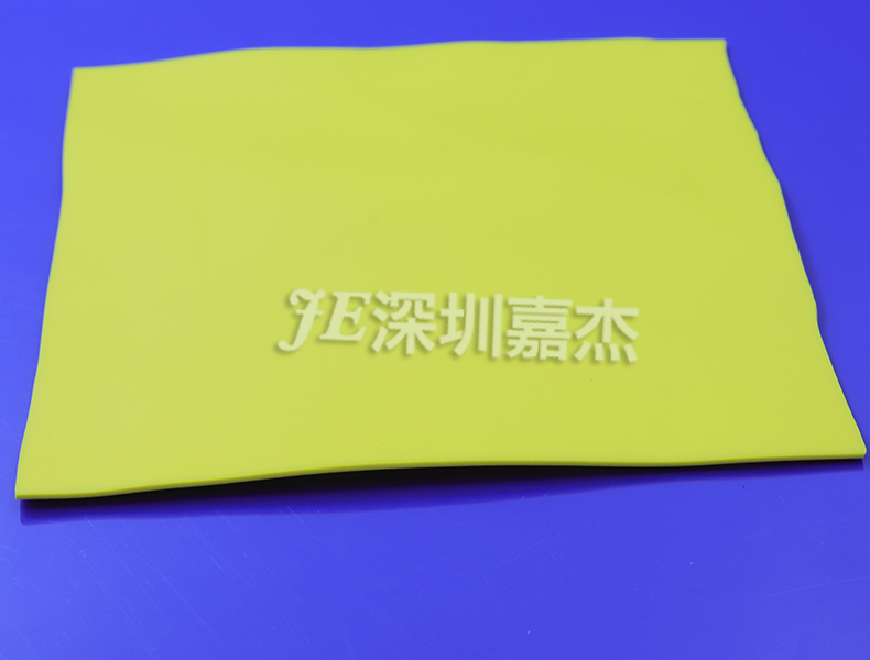 硅膠導熱墊片怎么安裝？